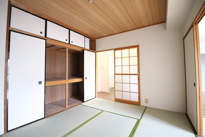 物件内観写真15　(居室)