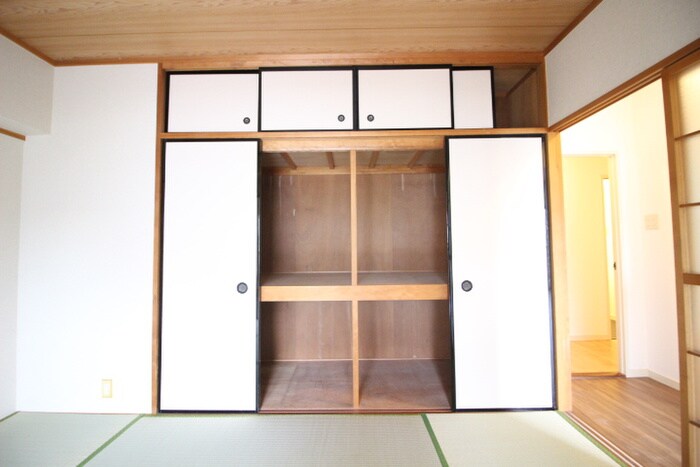 物件内観写真16　(収納)