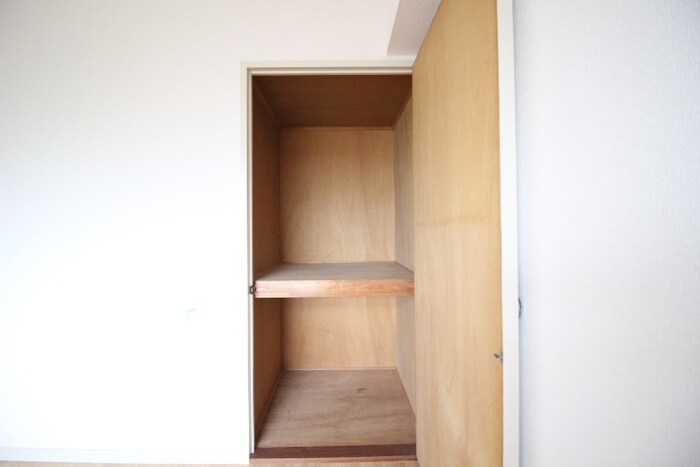物件内観写真17　(収納)