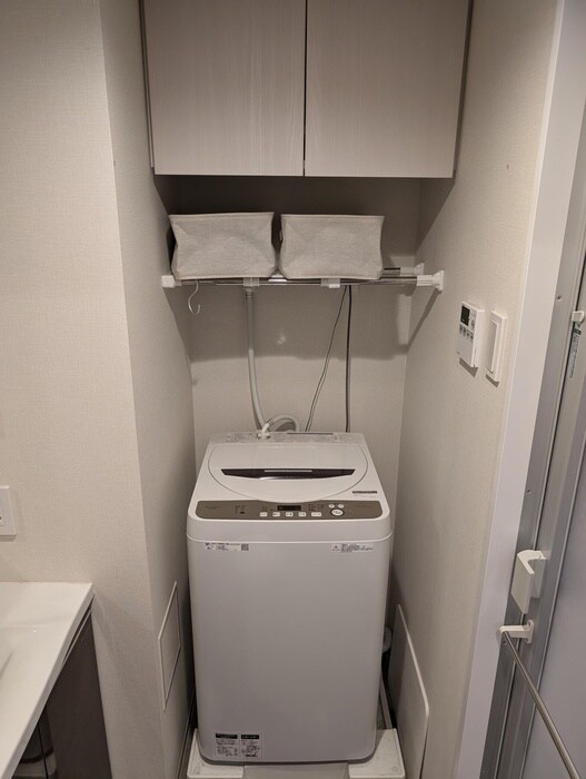 物件内観写真13　(洗濯機置場)