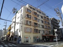 中駒新栄レオンビルの外観写真