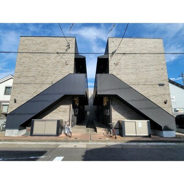 物件外観写真4　(外観写真)