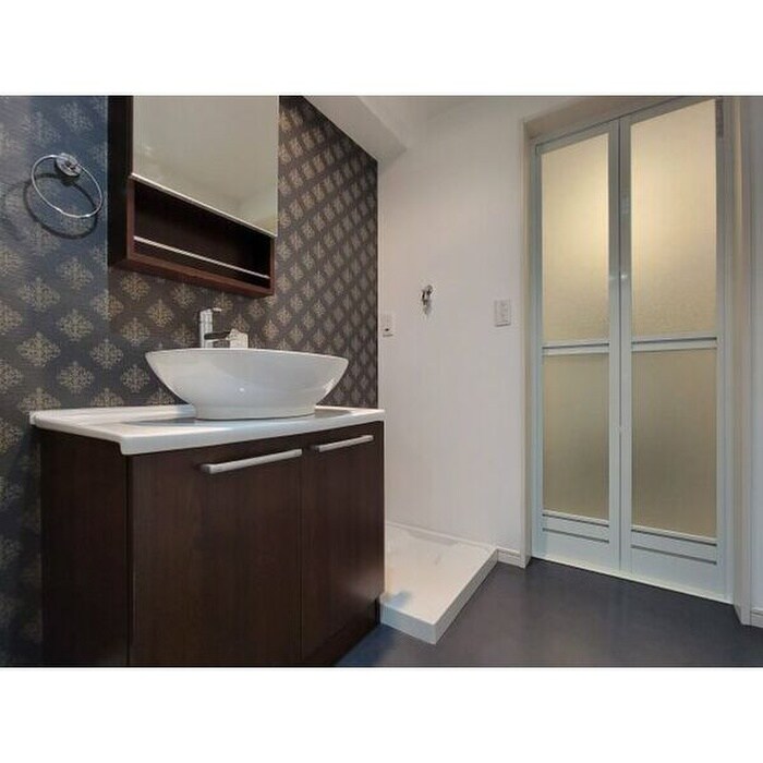 物件内観写真11　(洗面)