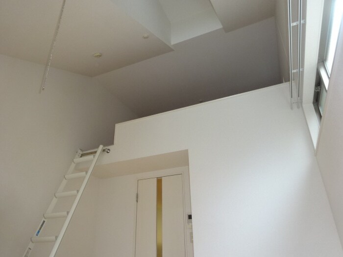 物件内観写真11　(ロフト)