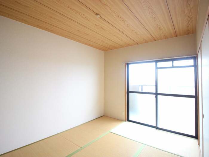 物件内観写真8　(居室)