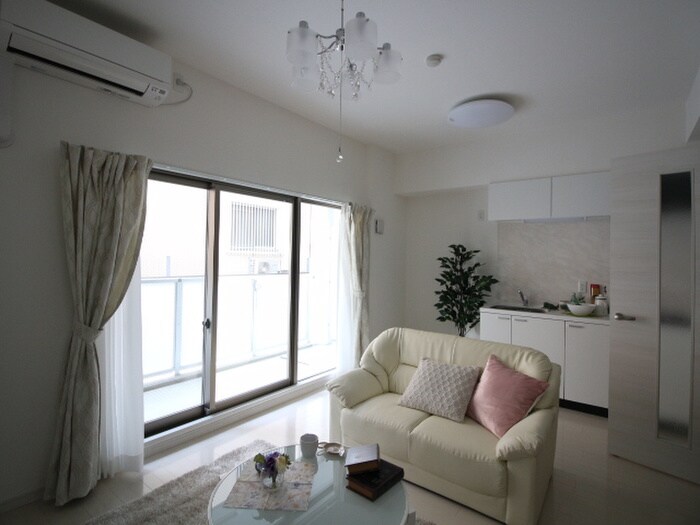 物件内観写真8　(居室)