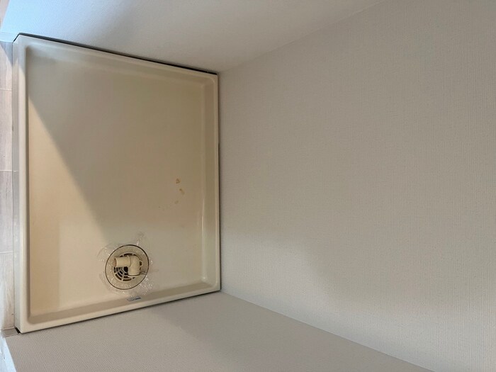 物件内観写真17　(洗濯機置場)