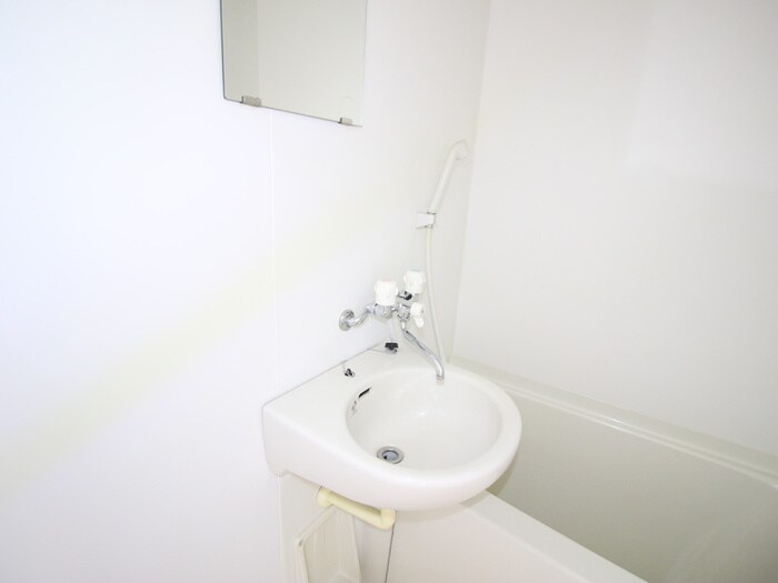 物件内観写真12　(洗面)