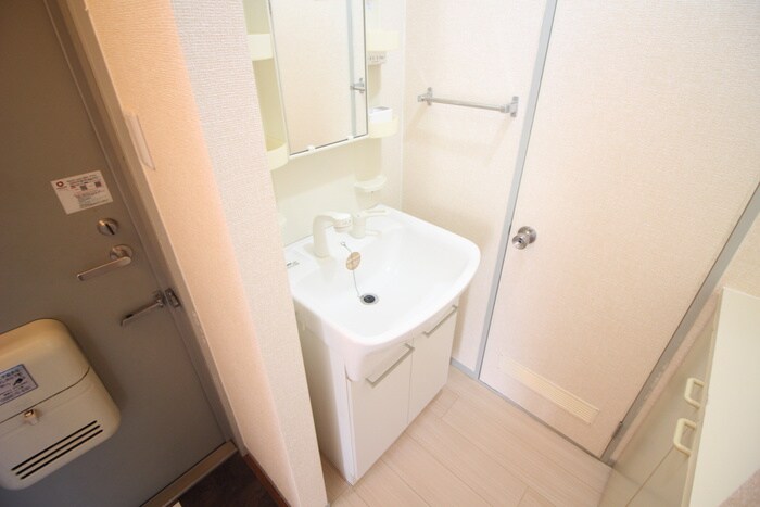 物件内観写真15　(洗面)