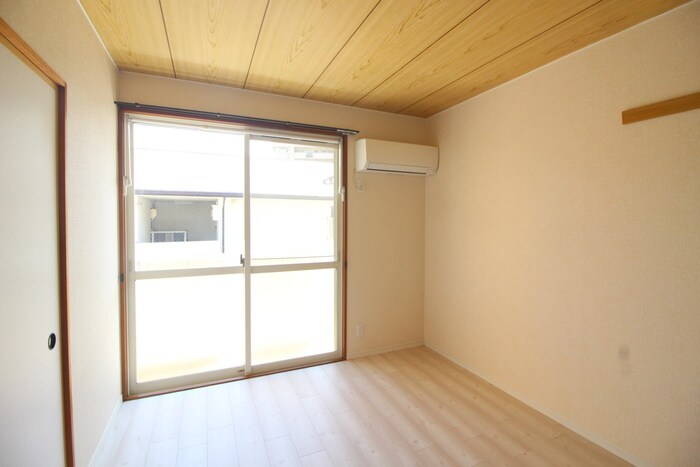 物件内観写真17　(居室)