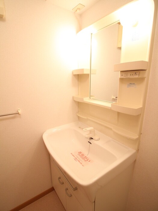 物件内観写真13　(洗面)