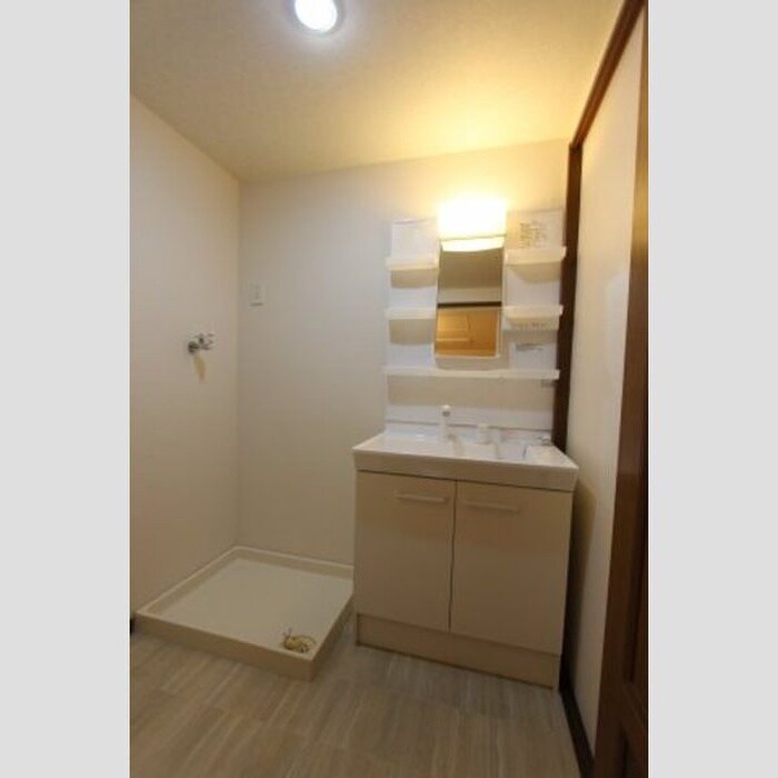 物件内観写真15　(洗面)