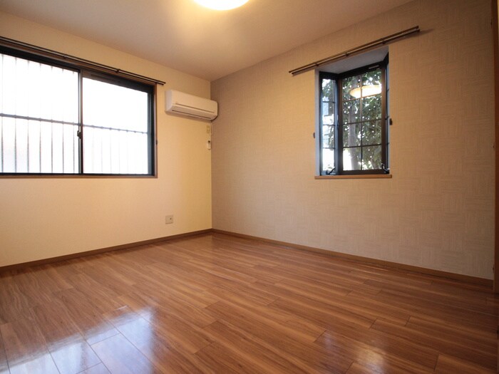 物件内観写真11　(居室)