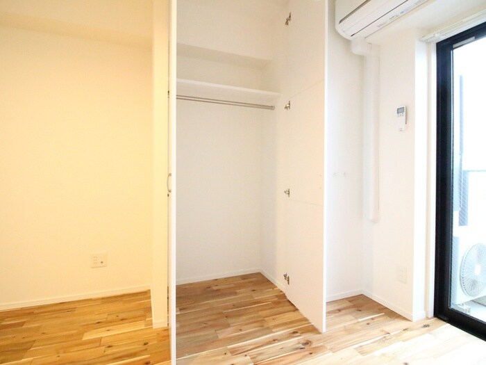 物件内観写真8　(収納)