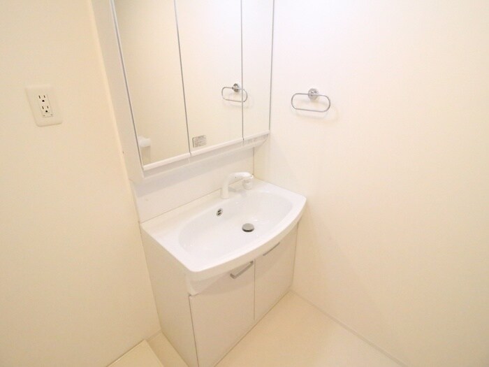 物件内観写真9　(洗面)