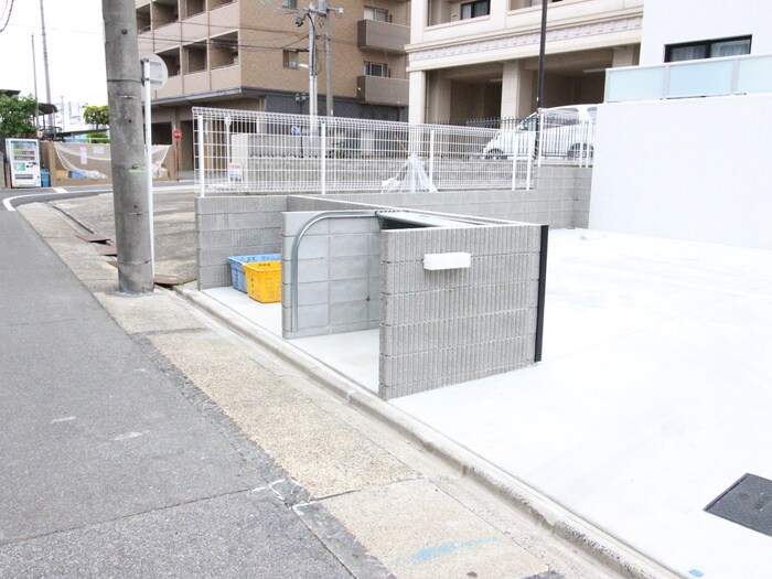 物件外観写真3　(建物設備)