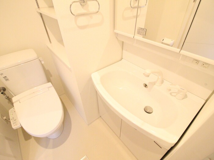 物件内観写真13　(洗面)