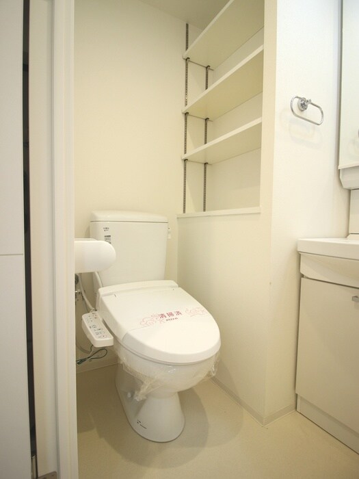 物件内観写真13　(トイレ)