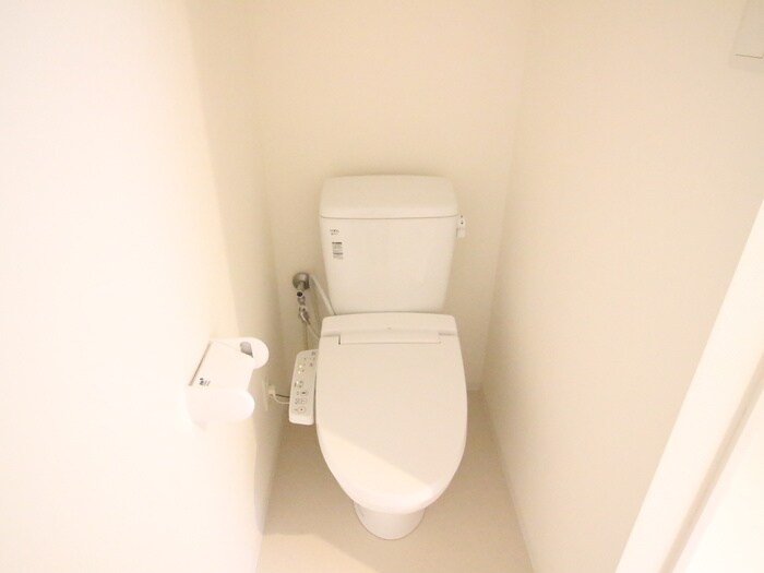 物件内観写真16　(トイレ)