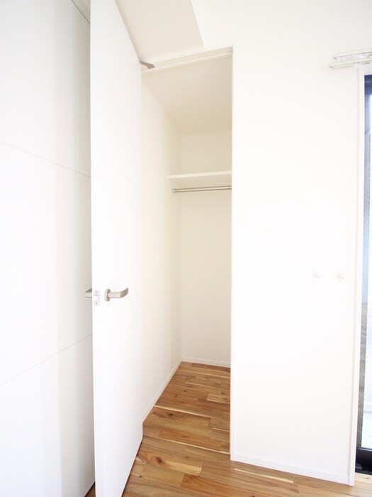 物件内観写真16　(収納)