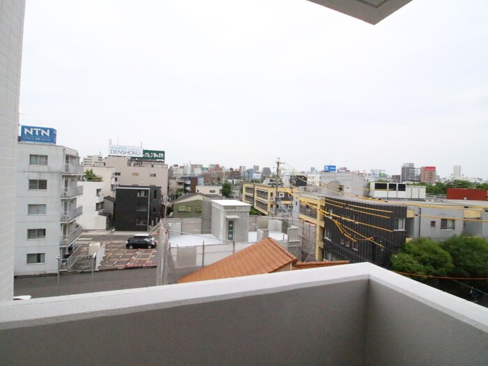 物件内観写真18　(室内からの展望)