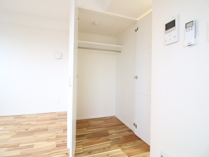 物件内観写真22　(収納)