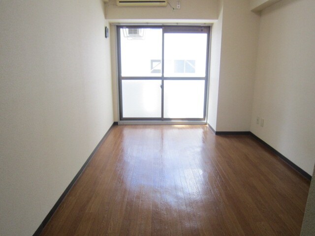 物件内観写真15　(居室)