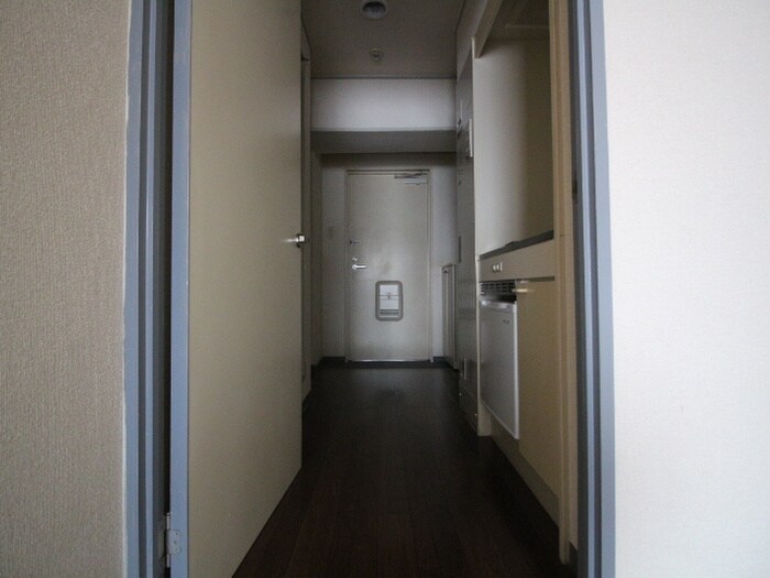 物件内観写真18　(廊下)