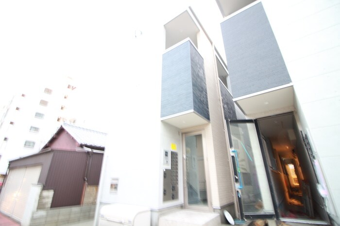 物件外観写真5　(外観写真)