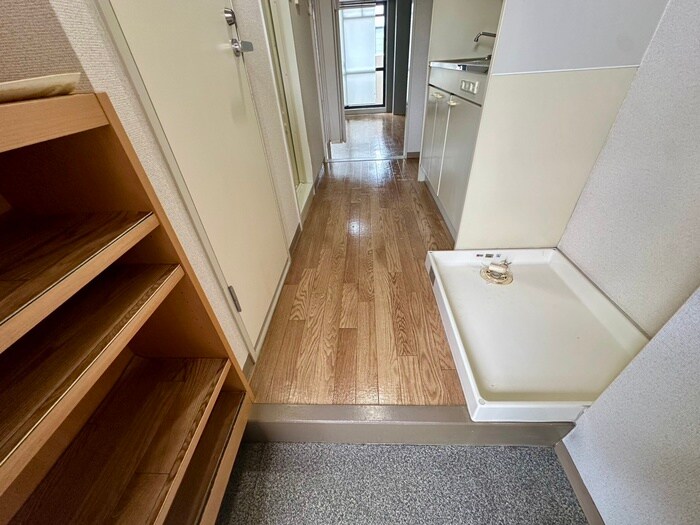 物件内観写真20　(玄関)