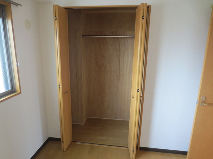 物件内観写真5　(収納)