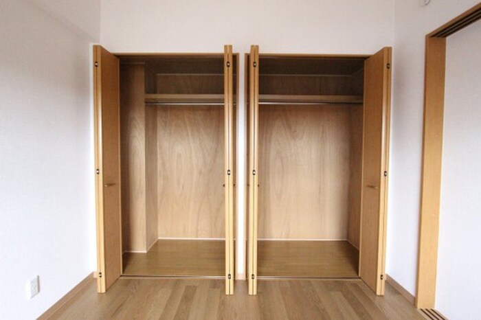 物件内観写真6　(収納)