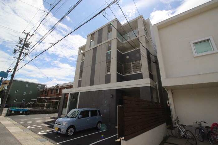 物件外観写真2　(外観写真)