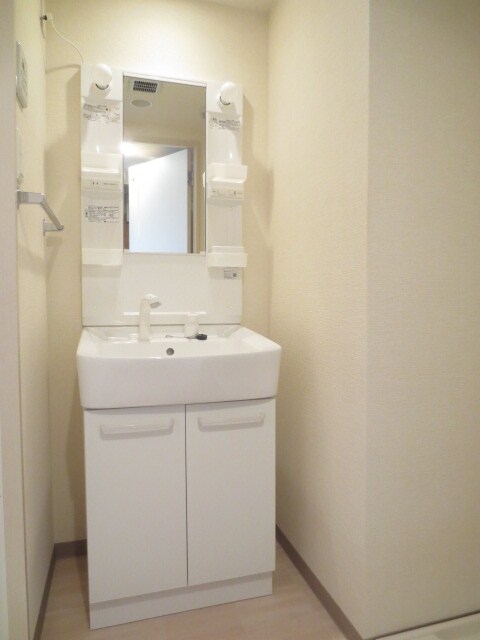 物件内観写真12　(洗面)