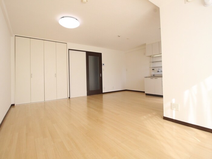 物件内観写真5　(居室)