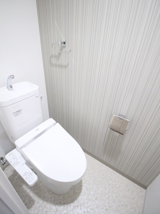 物件内観写真11　(トイレ)