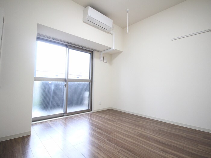 物件内観写真13　(居室)