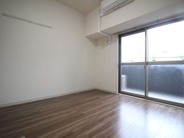 物件内観写真15　(居室)