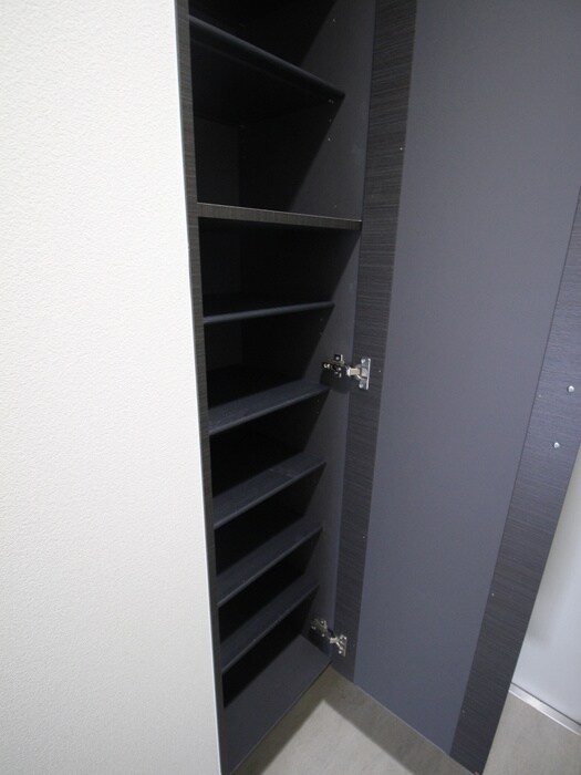 物件内観写真16　(靴箱)