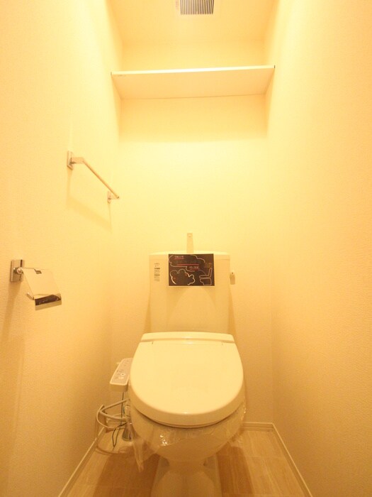 物件内観写真12　(トイレ)