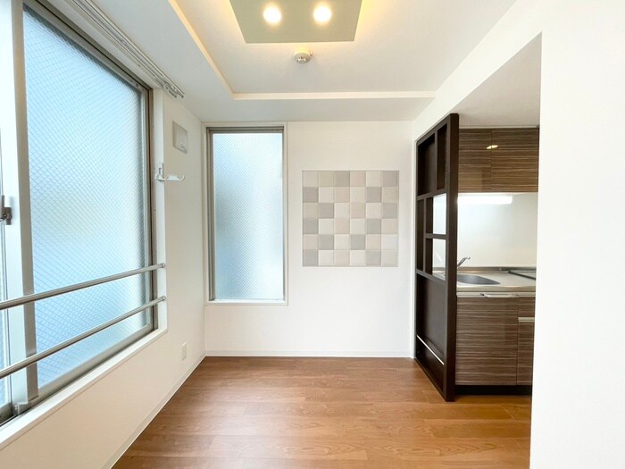 物件内観写真8　(居室)