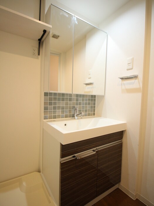 物件内観写真11　(洗面)