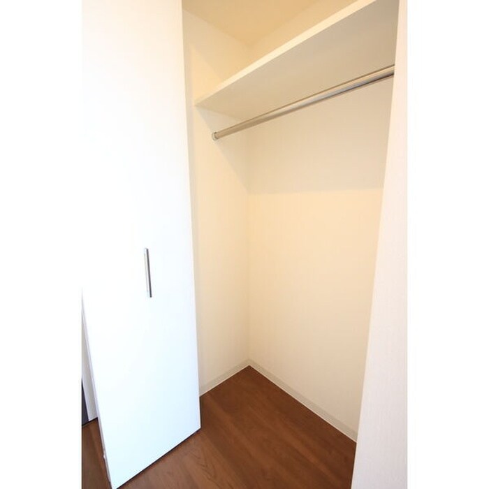 物件内観写真13　(収納)