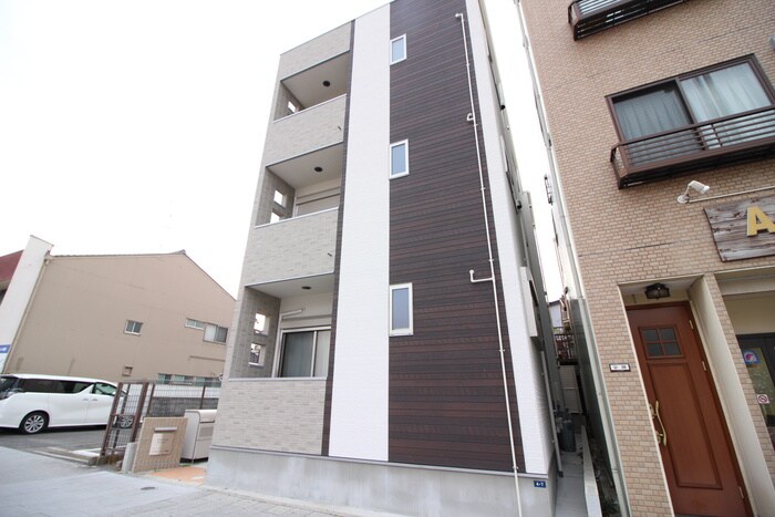 物件外観写真1　(外観写真)