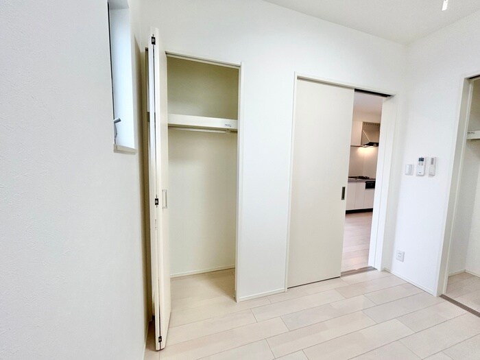 物件内観写真21　(収納)