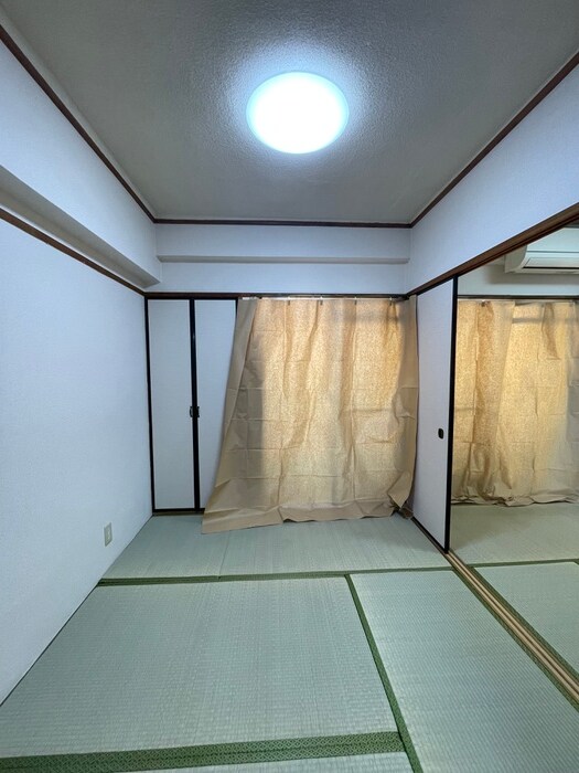 物件内観写真14　(居室)