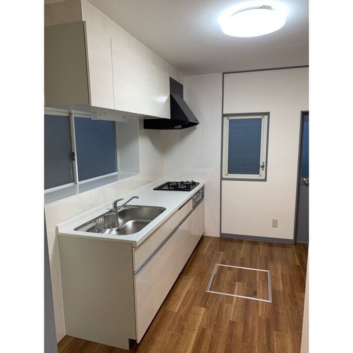 物件内観写真3　(キッチン)