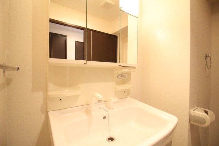 物件内観写真13　(洗面)