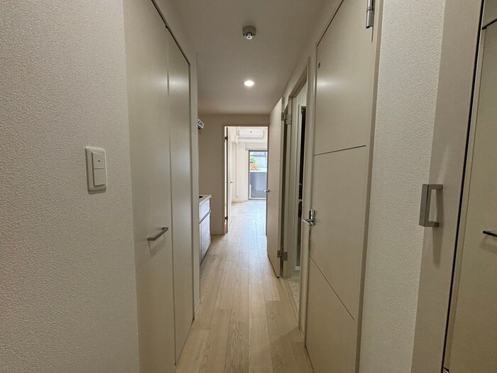 物件内観写真17　(廊下)