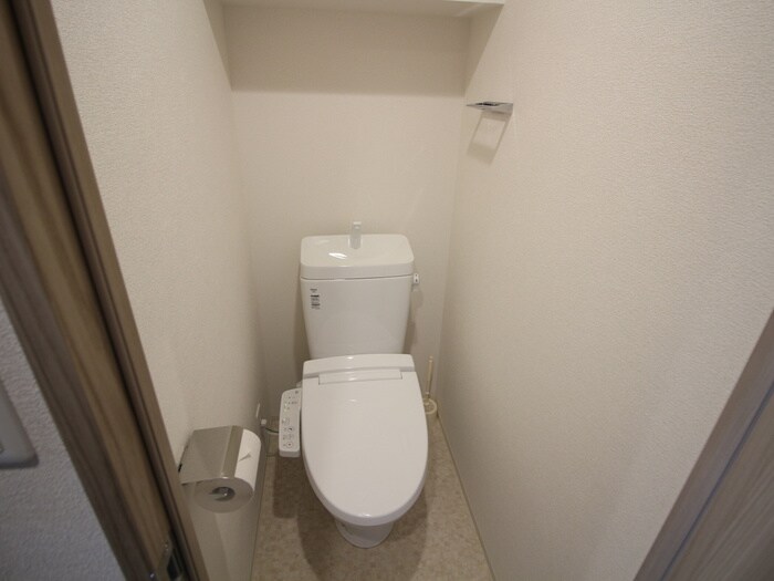 物件内観写真14　(トイレ)